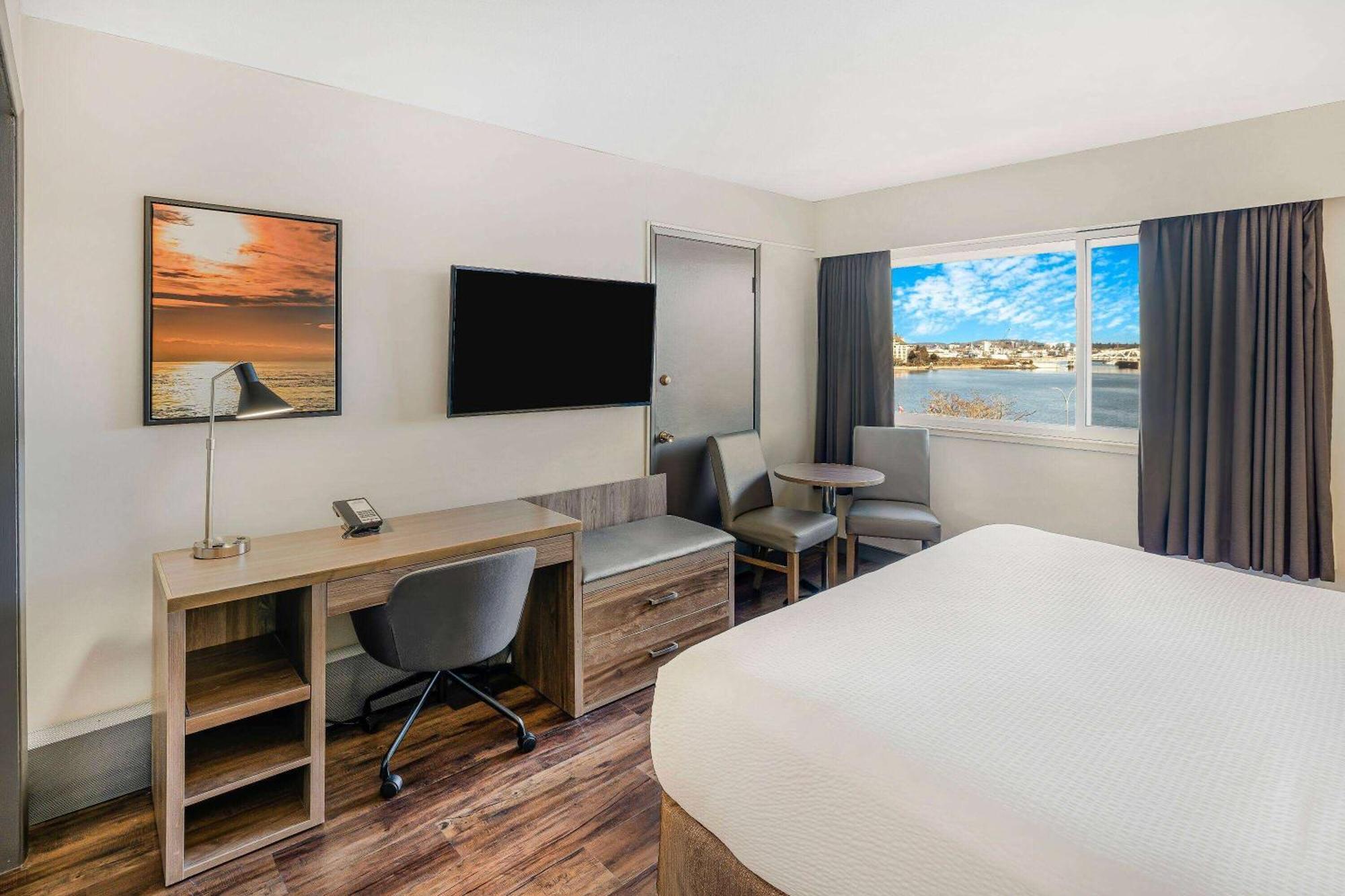 Days Inn By Wyndham Victoria On The Harbour Exterior foto